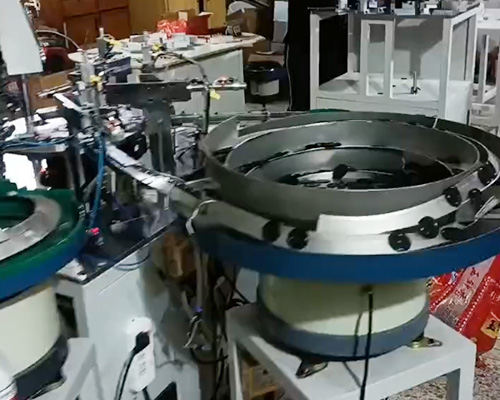 卡式炉膜片组装机